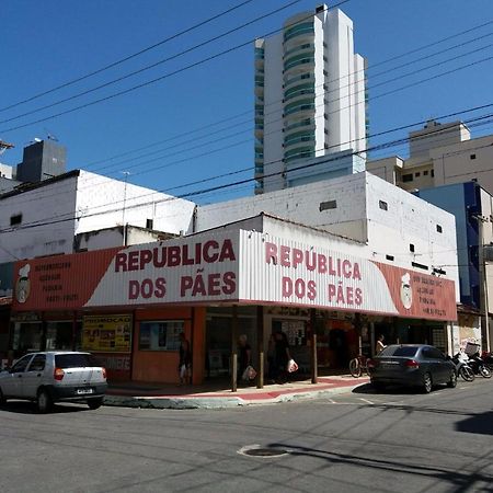 Muito Confortavel - Edificio Praia Das Ostras グアラパリー エクステリア 写真